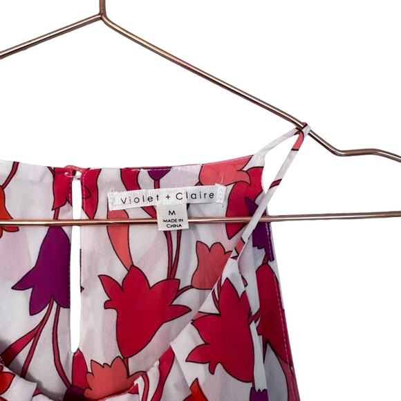 Violet + Claire Vibrant Halter Top - Size Medium - Picture 2 of 7